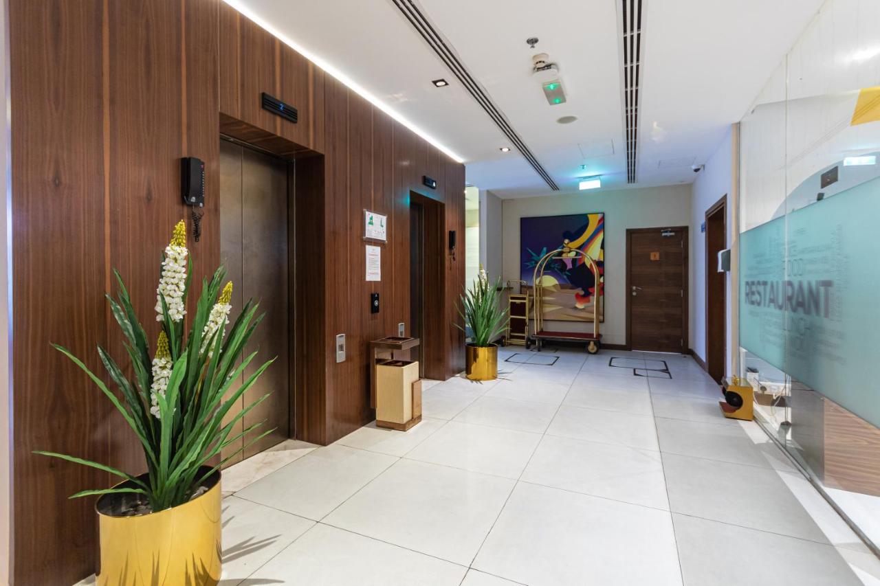 Le Wana Hotel Dubai Exterior foto