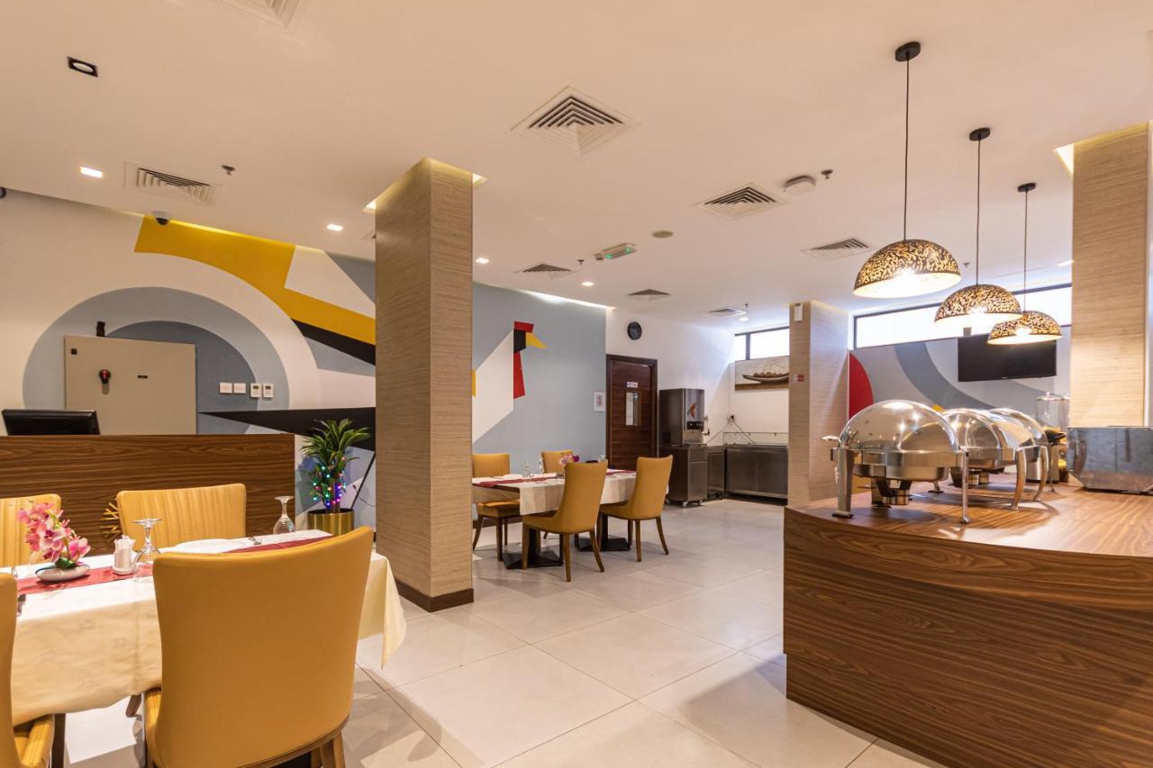 Le Wana Hotel Dubai Exterior foto